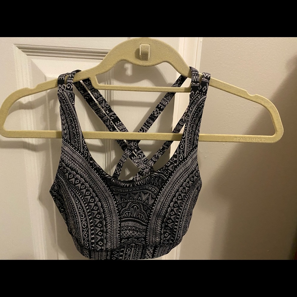 Lululemon energy bra